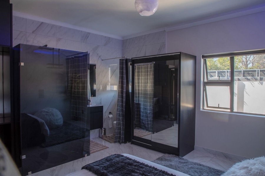 0 Bedroom Property for Sale in Table View Western Cape